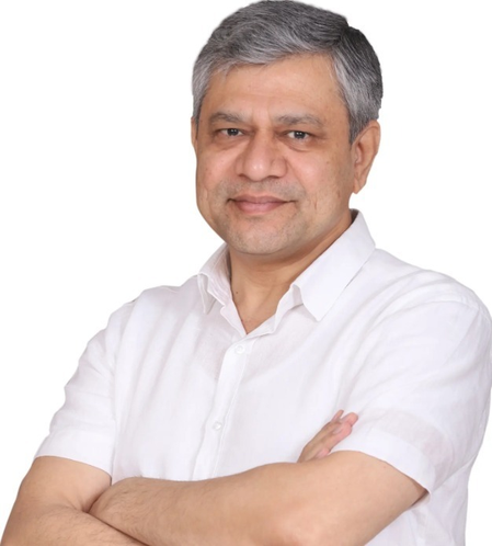 Ashwini Vaishnaw counters Rahul Gandhi over India-US deal, says he neither understands trade nor technology