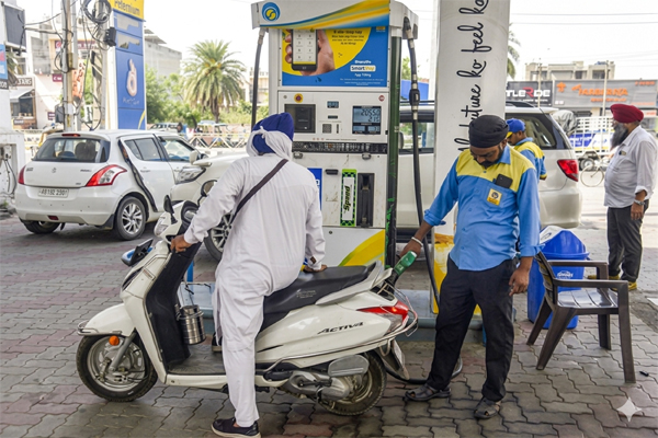 Fuel Prices Jump Again: Petrol Nears Rs 100 in Delhi