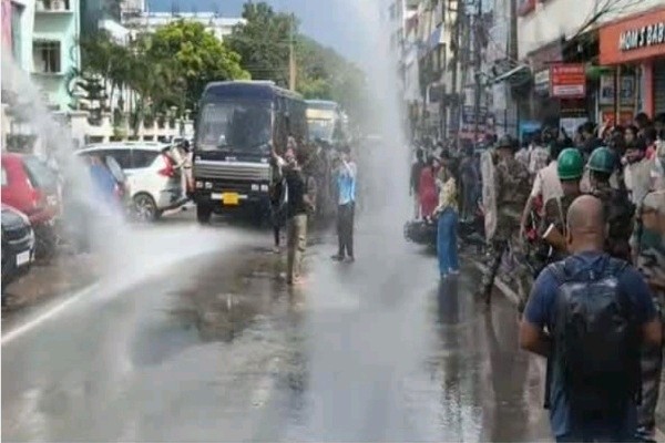 TET-Qualified Aspirants Face Police Action in Agartala, Netizens Fume